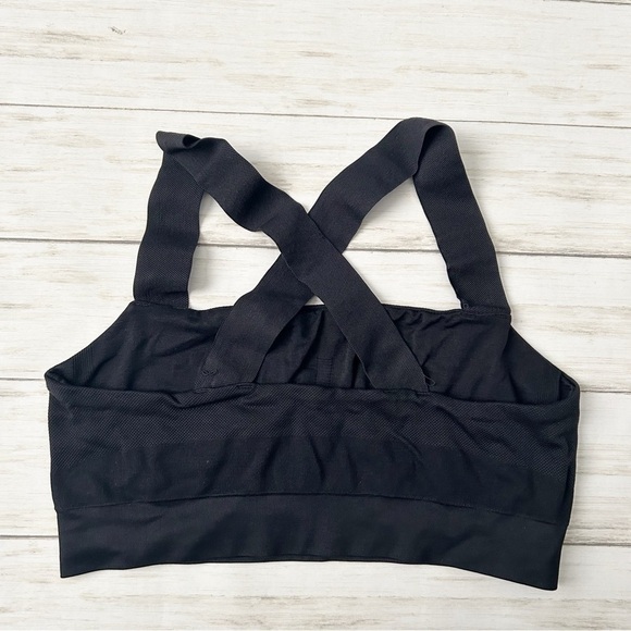 Athleta Sports Bra | Size M - Picture 2 of 3